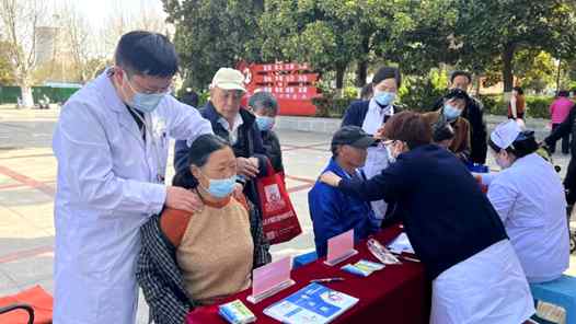 宿州市埇桥区总工会：爱国卫生月 工会在行动